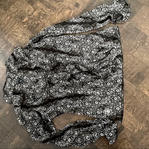 Nine West Silk Blouse - Picture 3 of 6